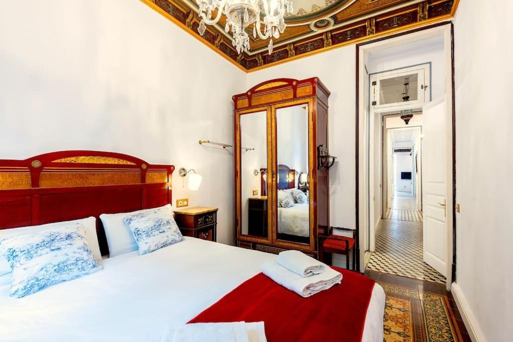 Large Patio 4 Bedrooms 4 Bathrooms Of Which 3 En-suite Appartement Barcelone
